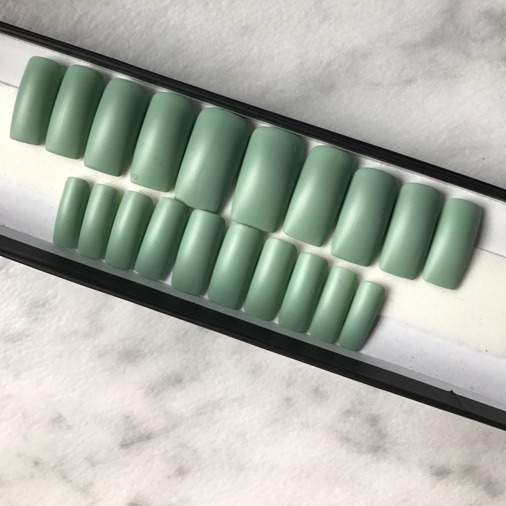 EXCLUSIVE Mint Handmade Press On Nails Full Set